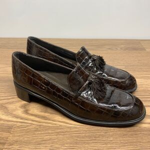 Stuart Weitzman Brown Croc-Embossed Loafers